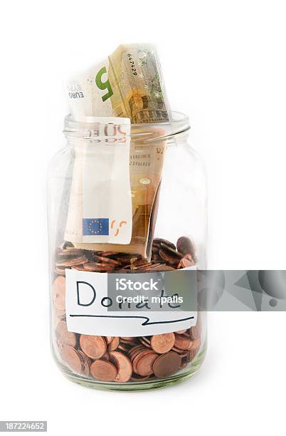 Gefäß Mit Geld Von Spende Stockfoto und mehr Bilder von Einmachglas - Einmachglas, Ersparnisse, Euro-Symbol