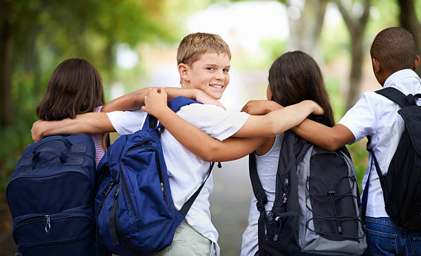 istock Forming good friendships at school 187230047