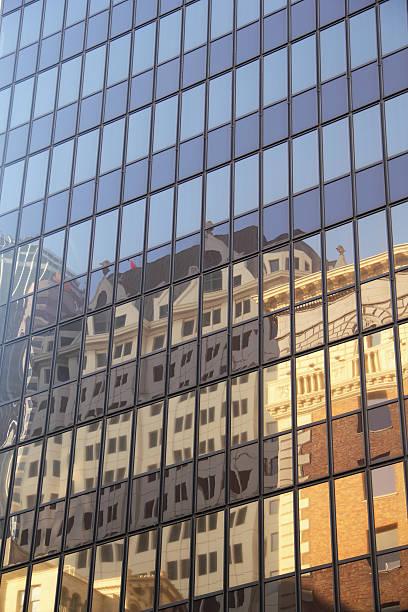 istock Building Los Angeles Reflection California 187231401