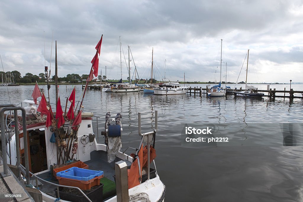 Kirchdorf porto em Insel Poel-Alemanha - Foto de stock de Ilha royalty-free