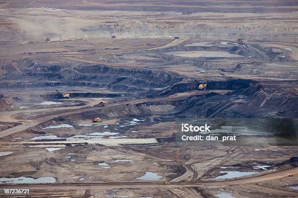 Oilsands Foto Aérea - Fotografias de stock e mais imagens de Areia petrolífera - Areia petrolífera, Canadá, Alberta