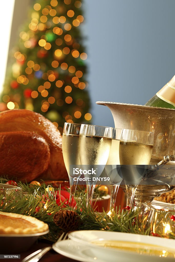 Cena de Navidad - Foto de stock de Cubierto completo libre de derechos