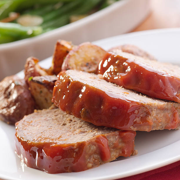 istock Meat loaf with roasted herb potatoes 187242730