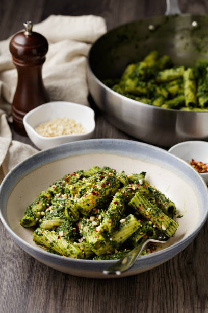 Macarrão com Aspargos e Pesto: Receita Fácil e Deliciosa - receita deliciosa profissional - passo 2