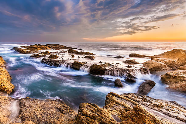 istock Southern California seascape 187257065