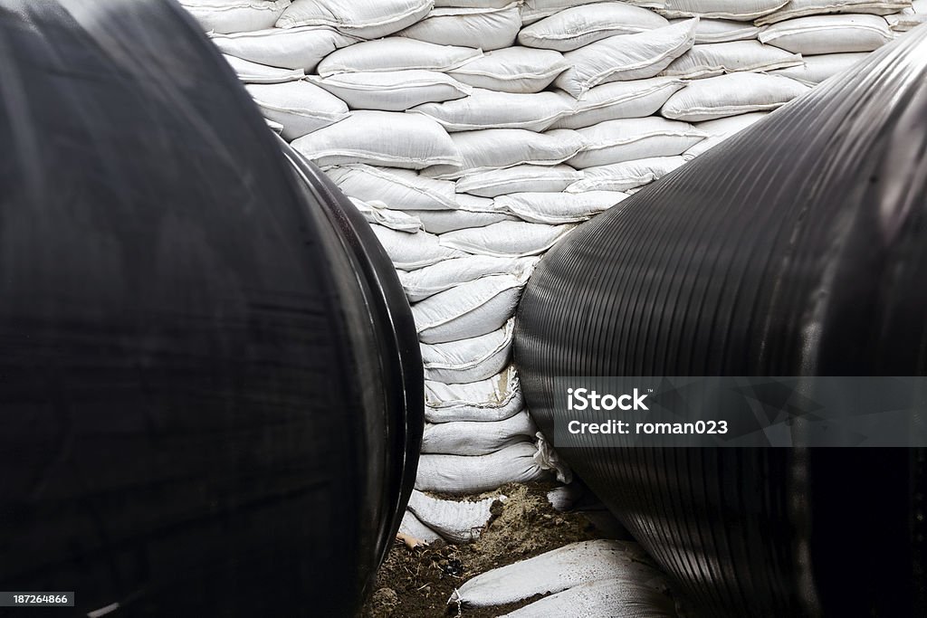 Pipeline Pässe unter der road - Lizenzfrei Architektur Stock-Foto