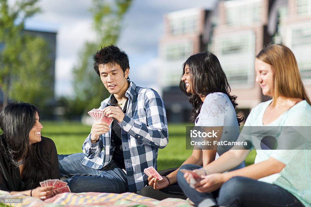 Studenti universitari - Foto stock royalty-free di Adolescente