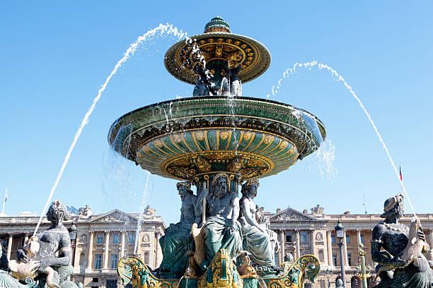 istock Famous fountain in Place de la Concorde, Paris 187272346