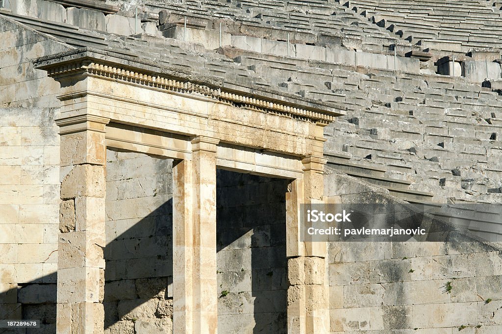 Epidaurus, el teatro antiguo, en Grecia - Foto de stock de Anfiteatro libre de derechos