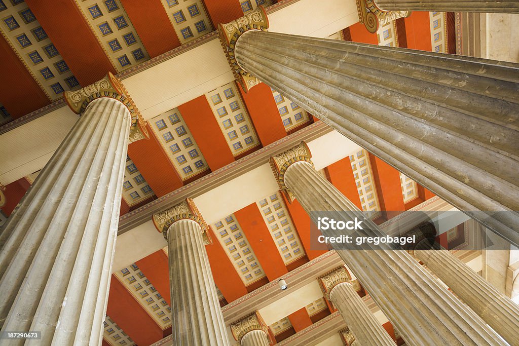 Las columnas Propyläen en Königsplatz, Munich, Alemania - Foto de stock de Alemania libre de derechos