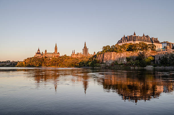 istock Parliament Hill at Sunset 187290802
