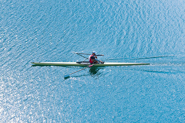 men's scull individuel - skiff photos et images de collection