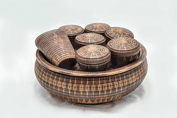 istock Wood Receptacle for Betel 187306699