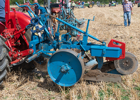 Drayton.Somerset.United kingdom.August 19th 2023.An antique plough is being used in a ploughing match at a Yesterdays Farming event