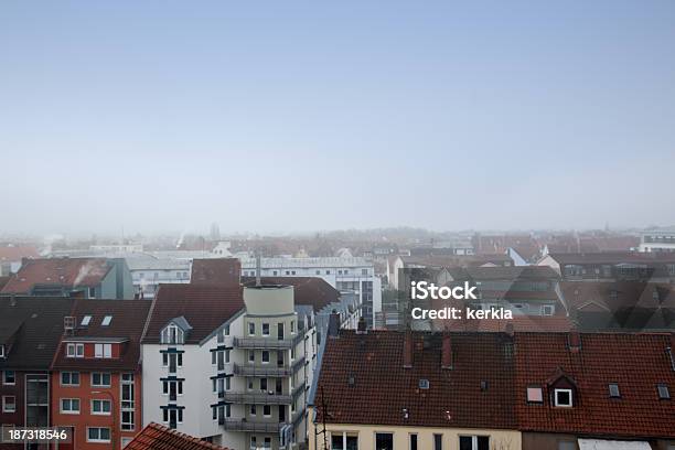 부분을 오스나브뤼크 위에서 0명에 대한 스톡 사진 및 기타 이미지 - 0명, 건물 외관, 건축물