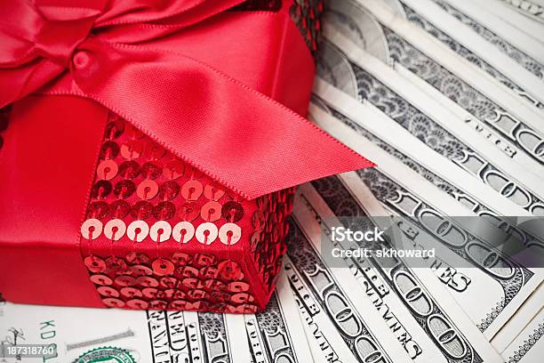 Christmas Gift Money Stock Photo - Download Image Now - Abundance, American One Hundred Dollar Bill, Box - Container