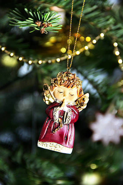 istock Beautiful decorated Christmas tree 187318999
