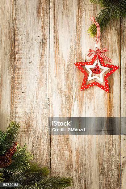 Fondo De Navidad Con Decoración De Paredes Foto de stock y más banco de imágenes de Adorno de navidad - Adorno de navidad, Borde, Cinta