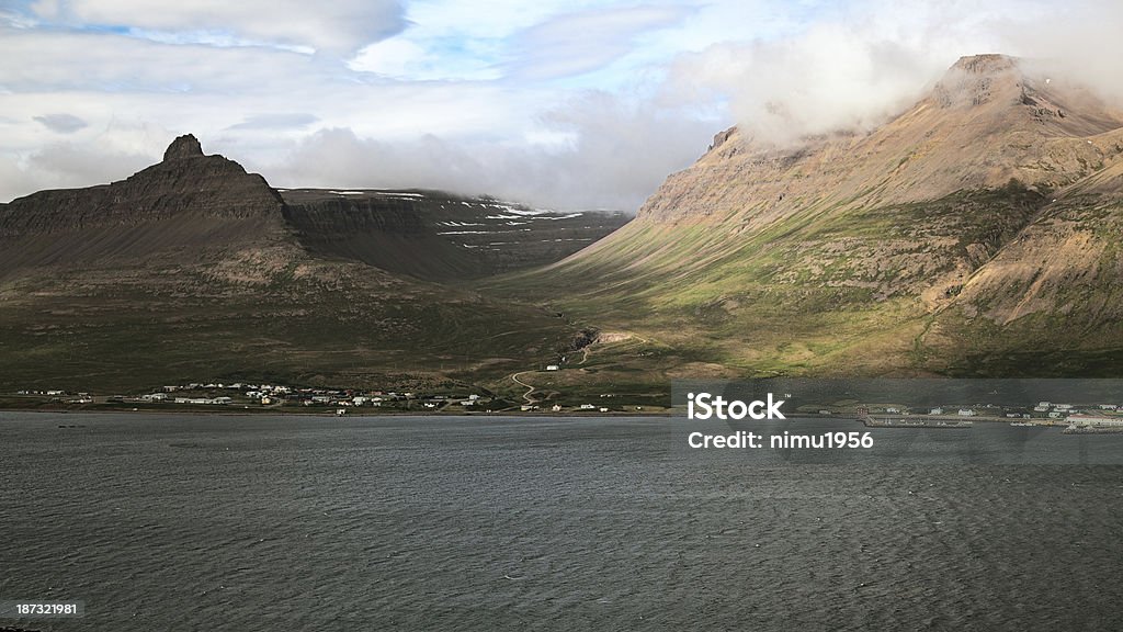 Panorama de littoral dans les fjords de l'ouest.  Islande. - Photo de Bleu libre de droits