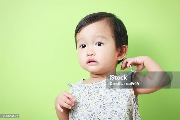 Carino Piccolo Bambino - Fotografie stock e altre immagini di 12-17 mesi - 12-17 mesi, 2-5 Mesi, 6-11 Mesi