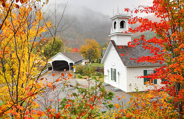 istock Autumn in Great North Woods  New Hampshire 187328376
