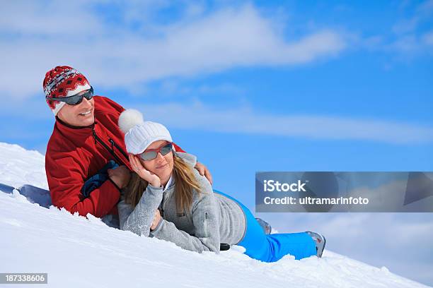 Snow Skifahrer Stockfoto und mehr Bilder von Aktivitäten und Sport - Aktivitäten und Sport, Berg, Bewegung