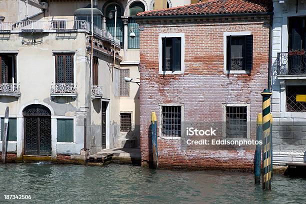 Case - Fotografie stock e altre immagini di Ambientazione esterna - Ambientazione esterna, Canal Grande - Venezia, Casa