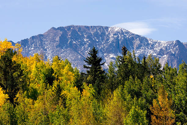 istock Crystal Creek Autumn 187342868