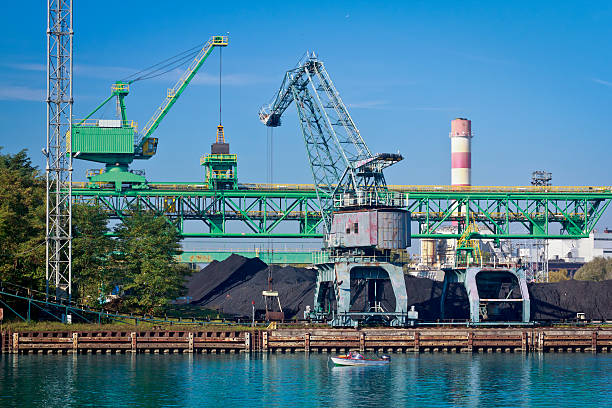 istock Carbon landfill at power plants 187345180
