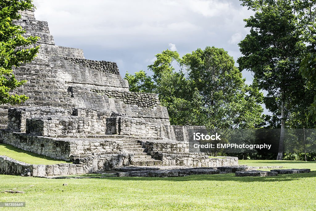 Ruínas maias Chacchoben - Foto de stock de Costa Maya royalty-free