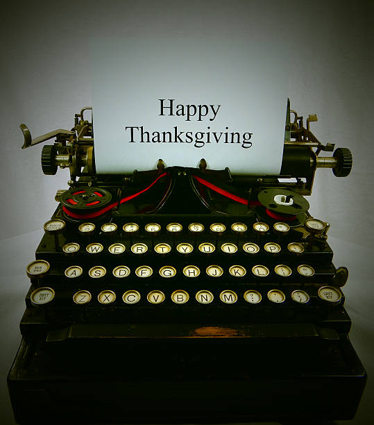 istock Antique Typewriter with Happy Thanksgiving 187357241