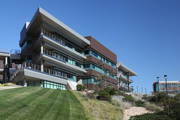 istock Sustainable Building - San Diego California 187362366