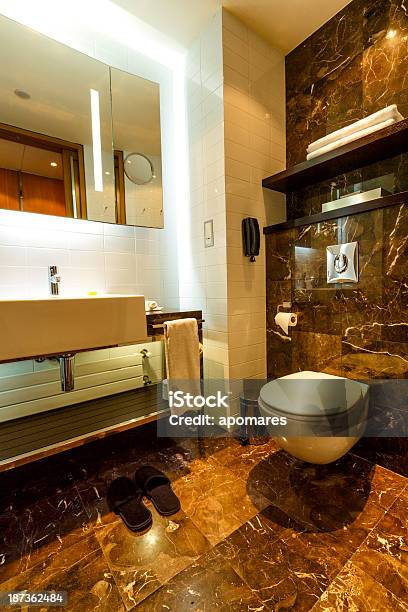 Modernes Bad In Luxushotel Stockfoto und mehr Bilder von Architektur - Architektur, Badezimmer, Bathroom