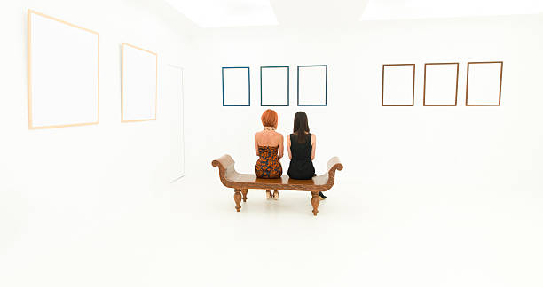 istock friends visiting art exhibition 187371050