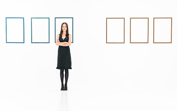 istock female artist in an art gallery 187373716