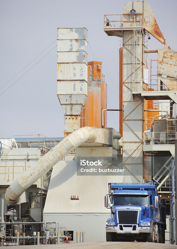 Große Zementindustrie Beladen Truck - Lizenzfrei Arbeiten Stock-Foto