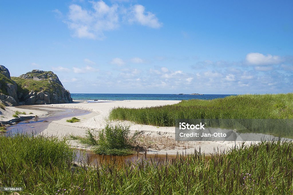 Sandvesanden spiaggia in Karmöy nella parte occidentale di Norvegia - Foto stock royalty-free di Ambientazione esterna