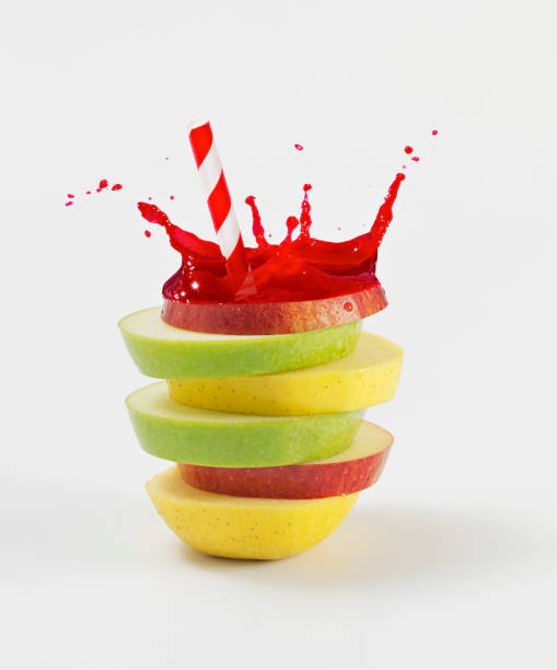 succo di mela - apple close up creativity drinking straw foto e immagini stock