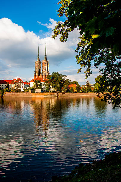 istock Wroclaw the meeting place 187429793