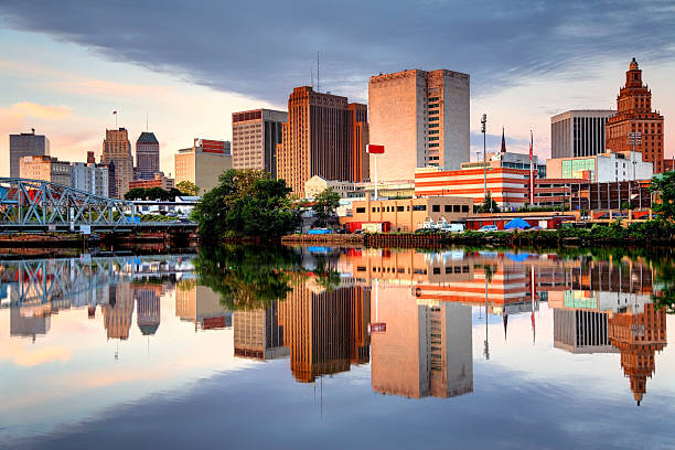 istock Newark, New Jersey Cityscape 187443262