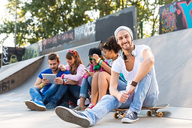 istock Young guy in the skate park 187447518