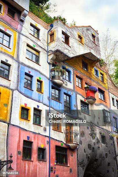 Hundertwasserhaus В Вене Австрия — стоковые фотографии и другие картинки Дом Хундертвассера - Дом Хундертвассера, Вена - Австрия, Австрия