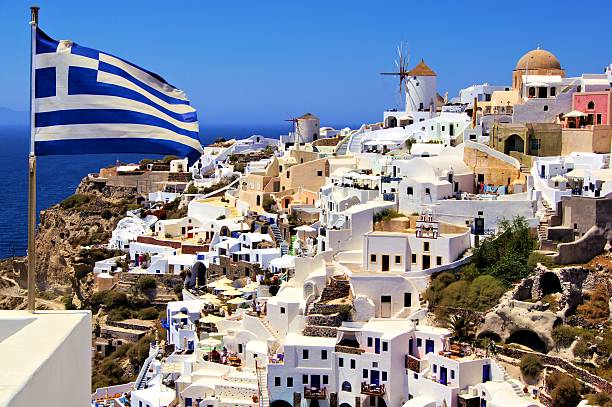 istock Pictresque Santorini 187472915