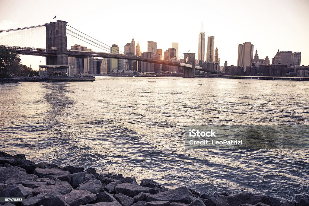 ブルックリン橋とマンハッタン南端部 - つり橋のロイヤリティフリーストックフォト