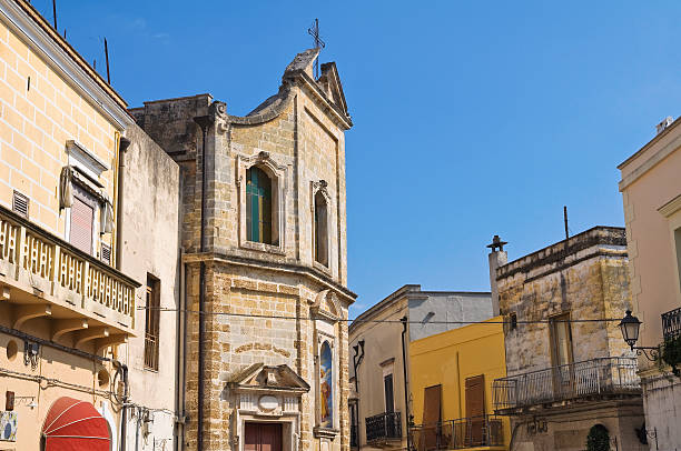 istock Alleyway. Mesagne. Puglia. Italy. 187484721