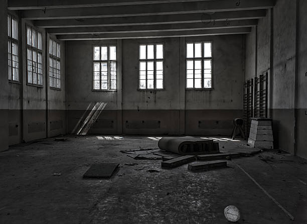 istock interior of an old abandoned building 187492630