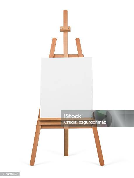 Tela Em Branco Em Cavalete - Fotografias de stock e mais imagens de Cavalete - Cavalete, Tela de Pintura, Fundo Branco