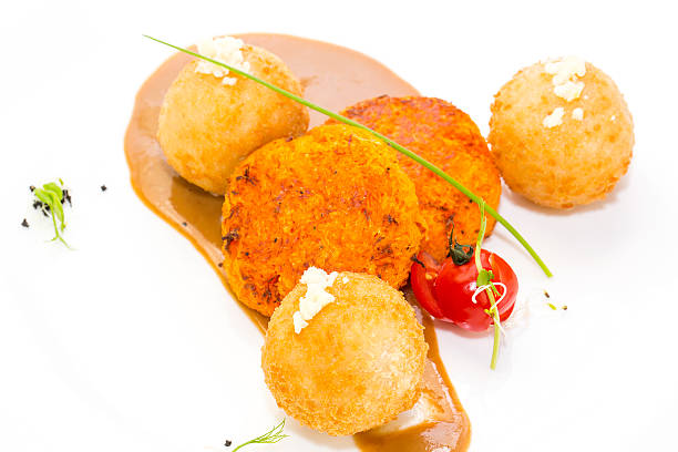 istock carrot vegetarian meatballs 187502491