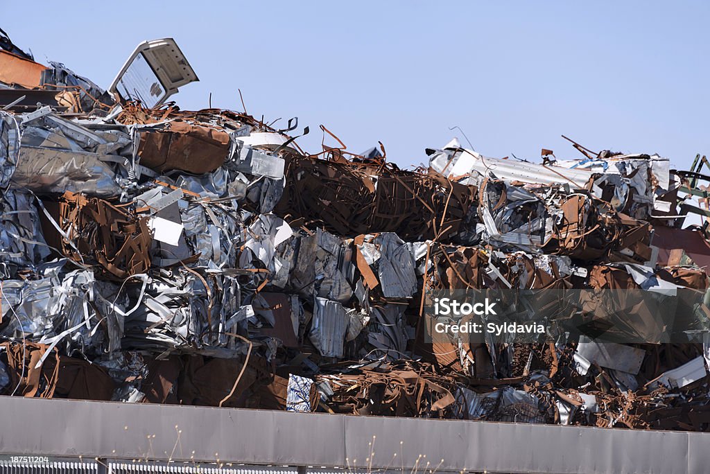 Zerdrückt baled Metall für recycling - Lizenzfrei Altmetall Stock-Foto