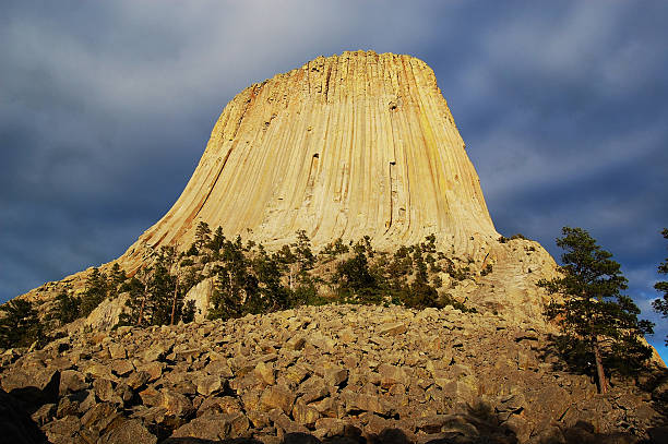istock Devils Tower National Monument Low Angle Dark Skies Wyoming Landmark 187514400